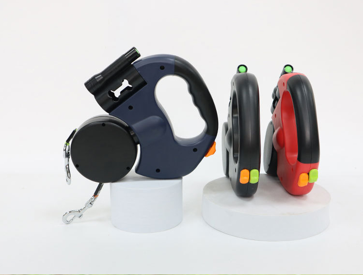 Retractable Dog Leash Image 8