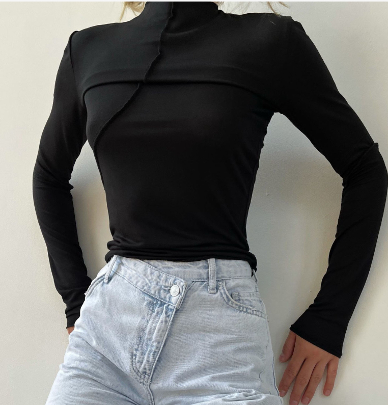 T-shirt image 3