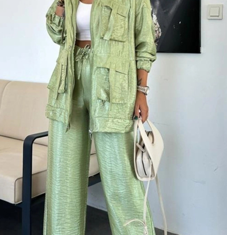 Modische Oversize-Jacke und Hose Set