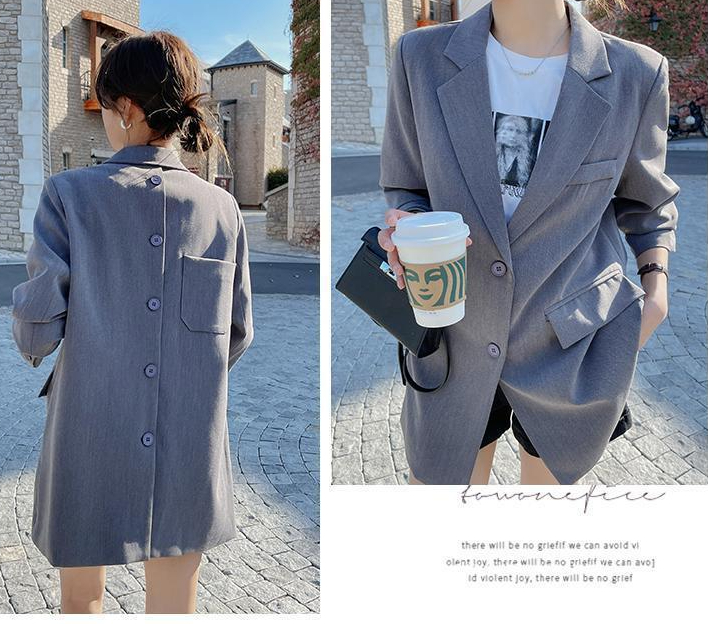 A loose grey small suit