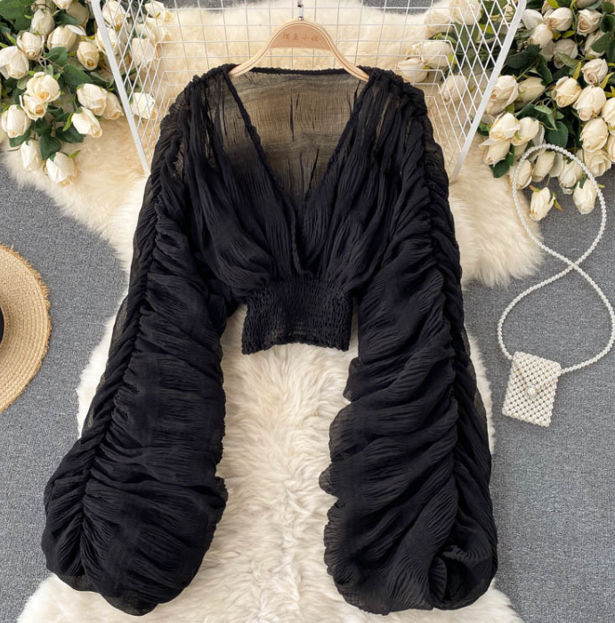 Top women's design sense niche pleated bubble sleeves slim fit short fashion blogger versatile chiffon shirt