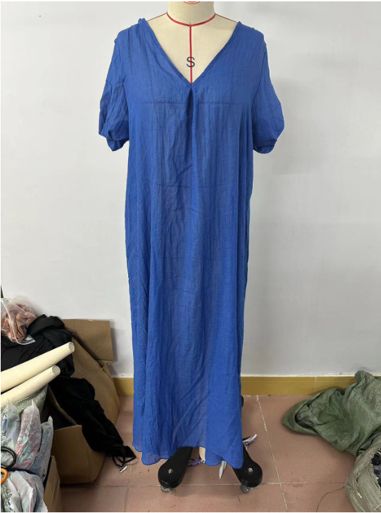 Mille | V-ringad Klänning