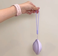 Removable silicone sunscreen applicator lotion applicator