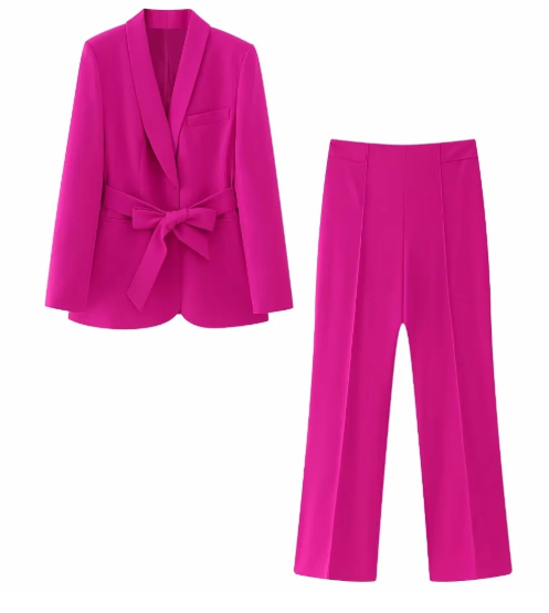 Wolff 2-teiliger Damenanzug | Eleganter Blazer mit Gürtel und passender Hose