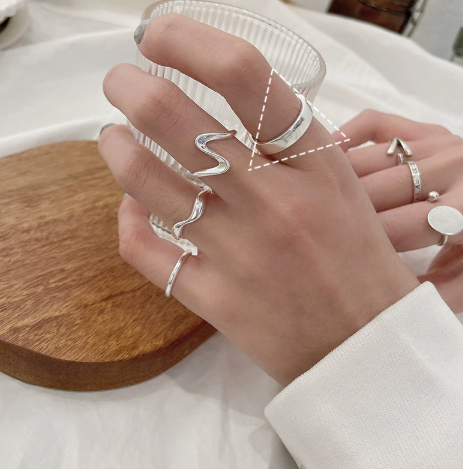 Simple and premium pure silver ring