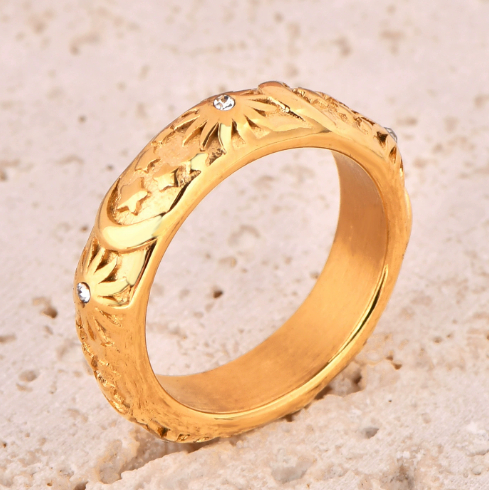 Embossed Sun Moon Ring