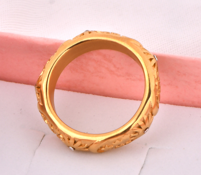 Embossed Sun Moon Ring