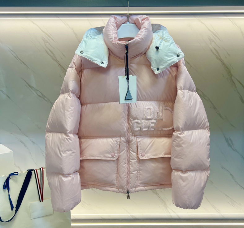Short patent nylon down jacket
