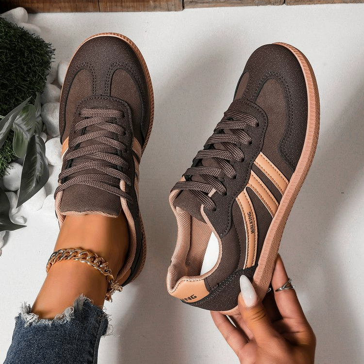 Flat-soled lightweight retro lace-up sports casual shoes image