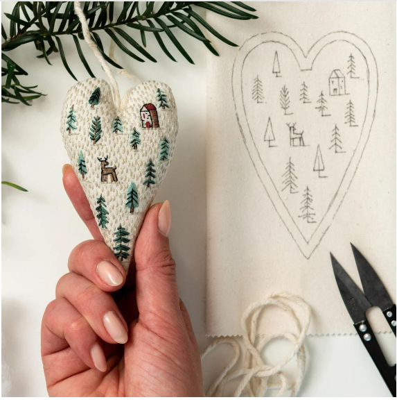 DIY Heart Shaped Hand Embroidered Christ Heart Embroidery Christmas Kit
