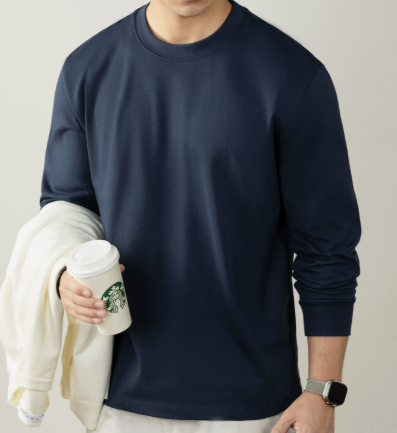 Loose base shirt for autumn and winter