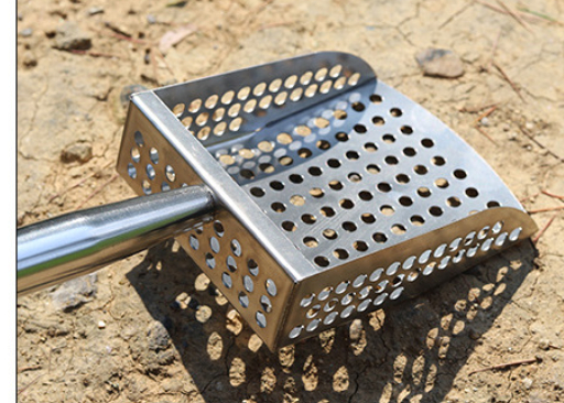 Screening shovel filter sand screen