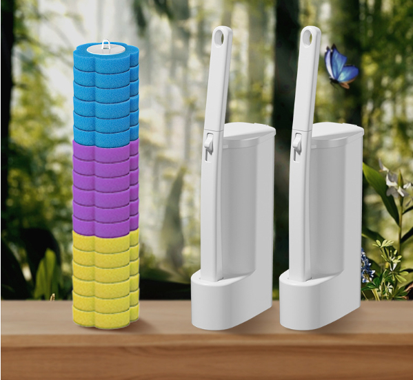 Toilet brush set