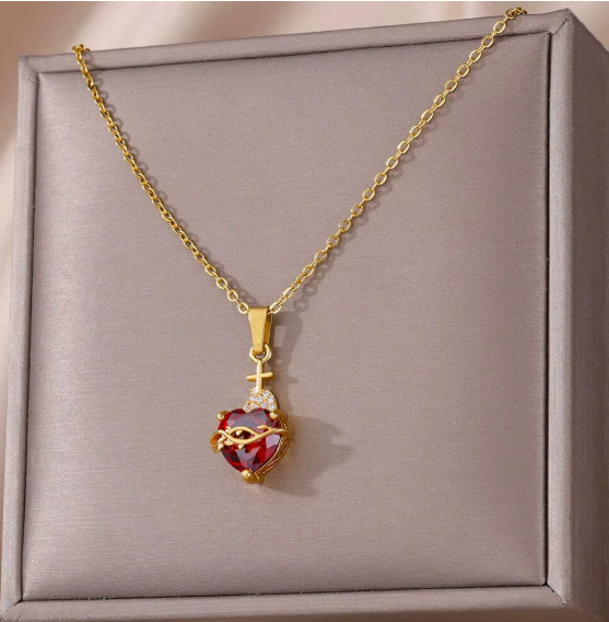 Golden Heart Pendant Double-Layer Titanium Steel Necklace