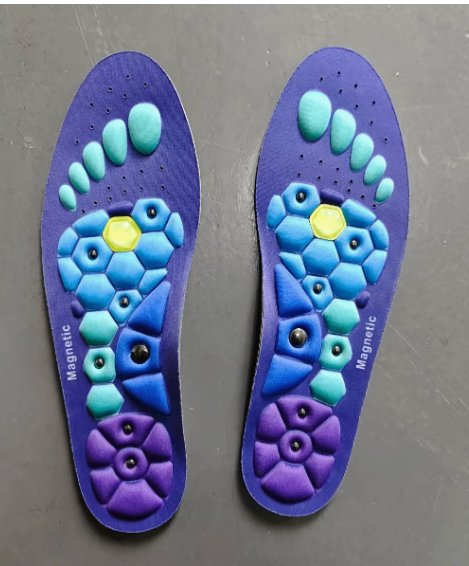 Transparent magnetic insoles image