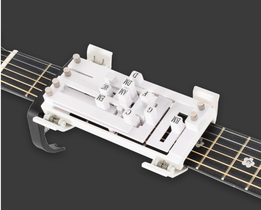 Guitar assistant gadget - Automatic mode chord practice chord tuner