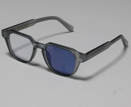 Personalized propionic acid clip-on trend sunglasses image