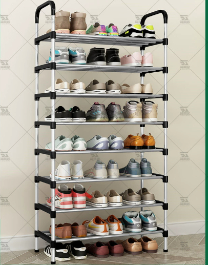 Shoe cabinet for rental rooms