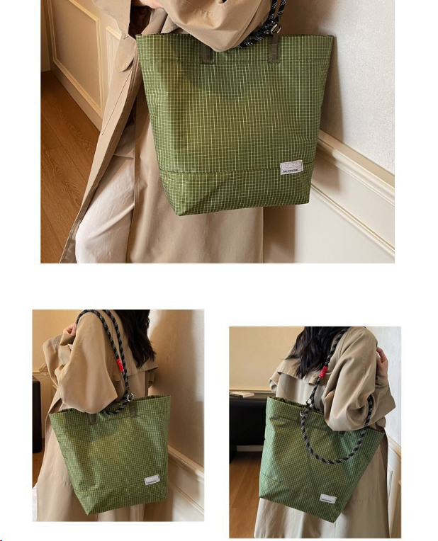 Unisex casual Hong Kong style tote bag, versatile for commuting, large capacity zippered shoulder bag/tote shopping bag