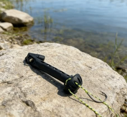 Wire threading tool - Simple and convenient for fishing line image