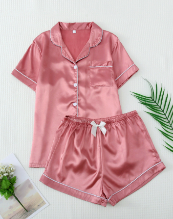 Women's short sleeved home pajamas