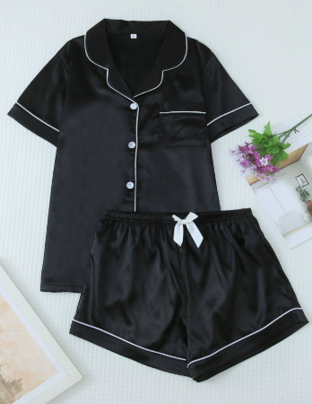Women's short sleeved home pajamas